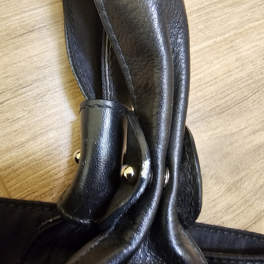 Salvatore Ferragamo Vara Tote Nylon with Leather Medium - Picture 15 of 16